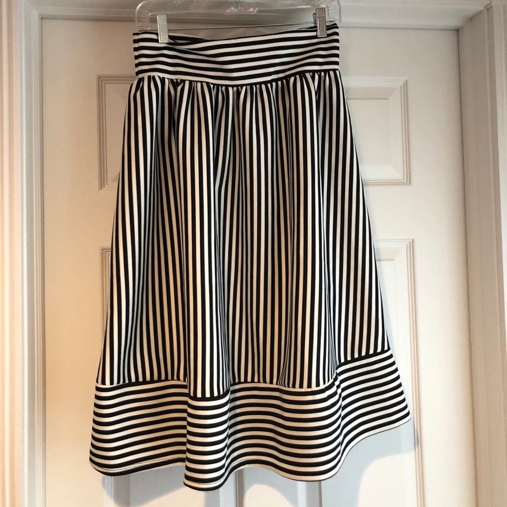 NWT Striped flare midi skirt